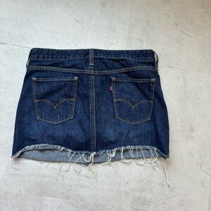 Levi mini skirt